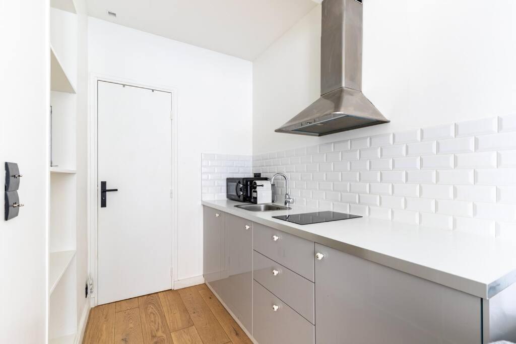 Gaite Montparnasse : Magnifique Studio ปารีส ภายนอก รูปภาพ